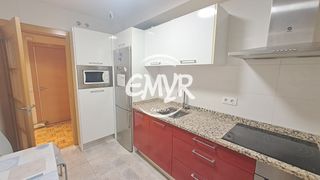 Miete Etagenwohnung  Calle escultor becerra. Piso de 2 dormitorios con garaje en c/ escultor becerra (candela