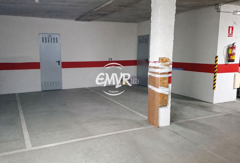 Foto b917c979-718f-417e-8ea3-d9157d2368c7. Pis amb calefacció aparcament a Pinilla Zamora