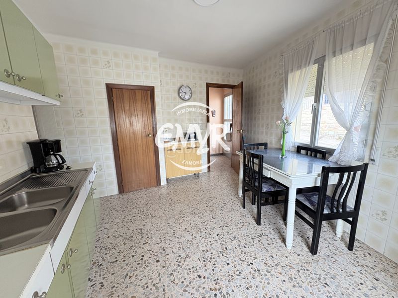 Foto 0c8a033f-aa0f-41c9-89fb-9da33717c4eb. Casa adossada a Fermoselle