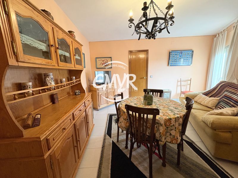 Foto bd21a23f-26da-46e1-b440-d7314789173f. Casa adossada a Fermoselle