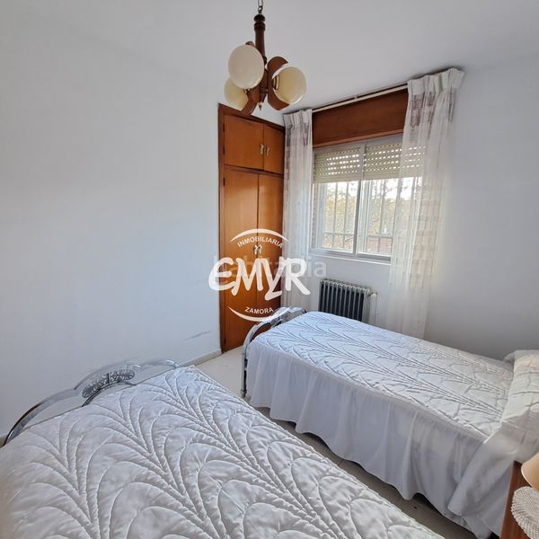 Foto a2149bfd-6c69-45ff-a043-4f7d199ffd82. Chalet venta finca con casa a 4 km en Área Rural Zamora