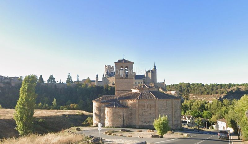 Foto 0b780156-7a58-4559-8014-5c1487b906fd. Casa amb aparcament a Área Rural Segovia