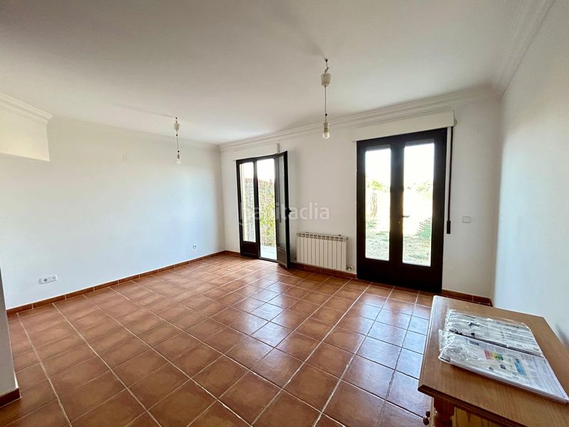 Foto 4a78a11b-8390-4bd3-9f71-5ab0ed4122d4. Casa adossada amb calefacció a Área Rural Segovia