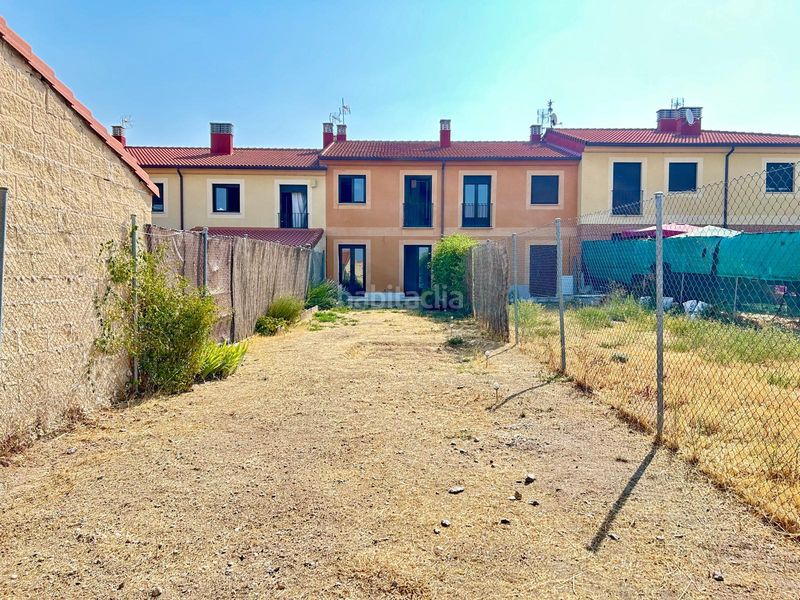 Foto 6e6cd7d3-8779-4792-8e1e-c70c0368ebe4. Casa adossada amb calefacció a Área Rural Segovia