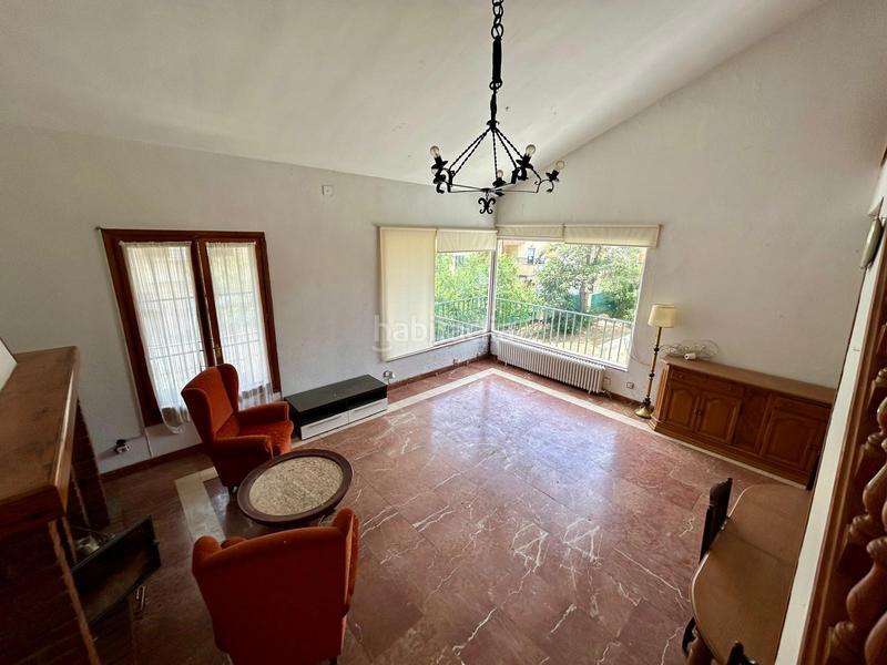 Foto 1567e5de-2e2f-4bcd-8b72-a202645a57b2. Chalet avec cheminée chauffage parking dans Lastrilla (La)