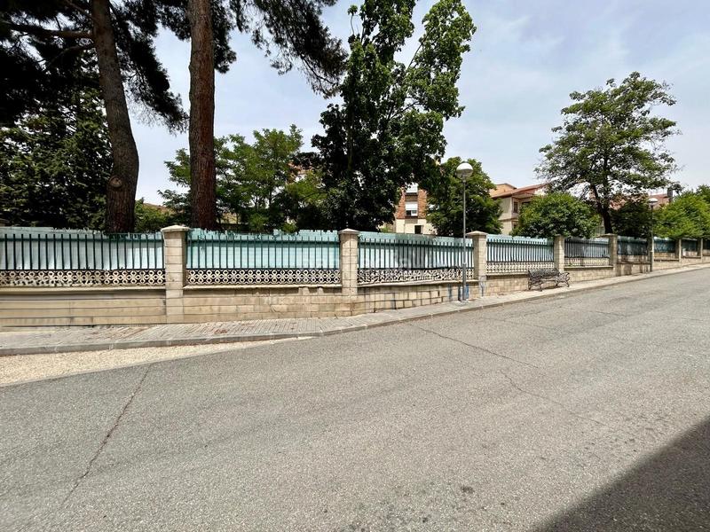 Foto b48f6957-3a1e-4b93-bdb4-c246603252a0. Chalet avec cheminée chauffage parking dans Lastrilla (La)