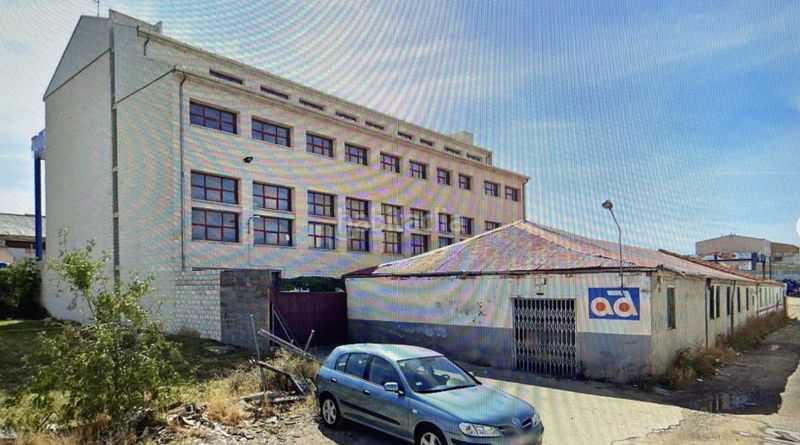 Foto ad999ecb-d977-4b5b-bcf8-c5fb2037fc26. Affitto capannone industriale con riscaldamento in Segovia