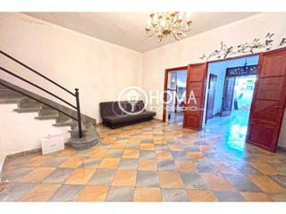 Flat  Nins. Bajo con patio y alma mallorquina a un paso de la playa