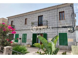 Casa  Calle ma-15. Casa típica mallorquina a un paso de palma!!!