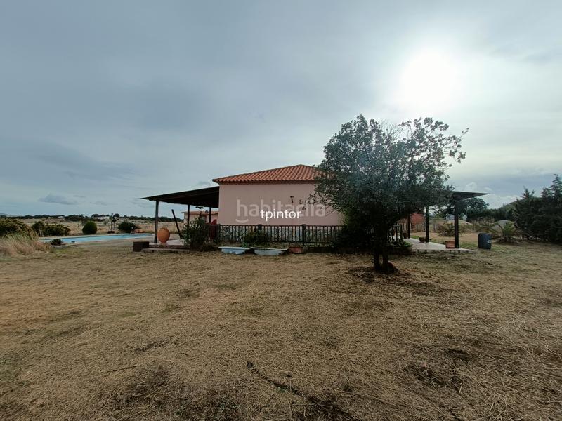 Foto 25f4f977-2fcc-462d-b176-7775dd346501. Casale con camino in Valdesalor - Rincón de Ballesteros Cáceres