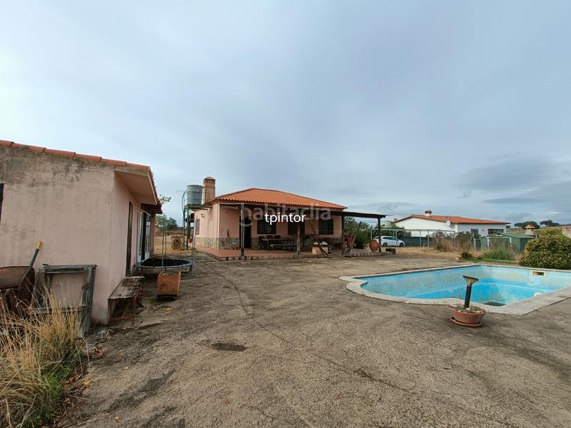 Foto 4655c31b-eab9-4c32-b414-d41d91bb826c. Casale con camino in Valdesalor - Rincón de Ballesteros Cáceres