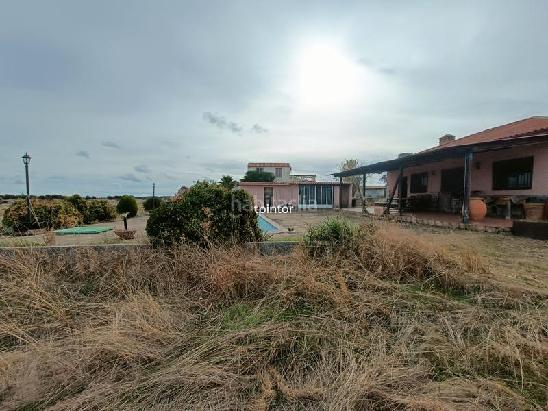 Foto c45ddc89-e569-41fc-8802-8d69fce578a6. Casale con camino in Valdesalor - Rincón de Ballesteros Cáceres