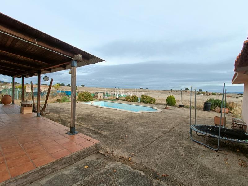 Foto cb9942c8-9d26-4a81-917a-83b7b6718d18. Casale con camino in Valdesalor - Rincón de Ballesteros Cáceres