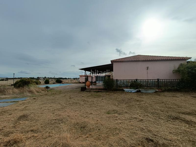 Foto f209b788-ecd2-40ba-94b2-2cc48aa2a05e. Casale con camino in Valdesalor - Rincón de Ballesteros Cáceres
