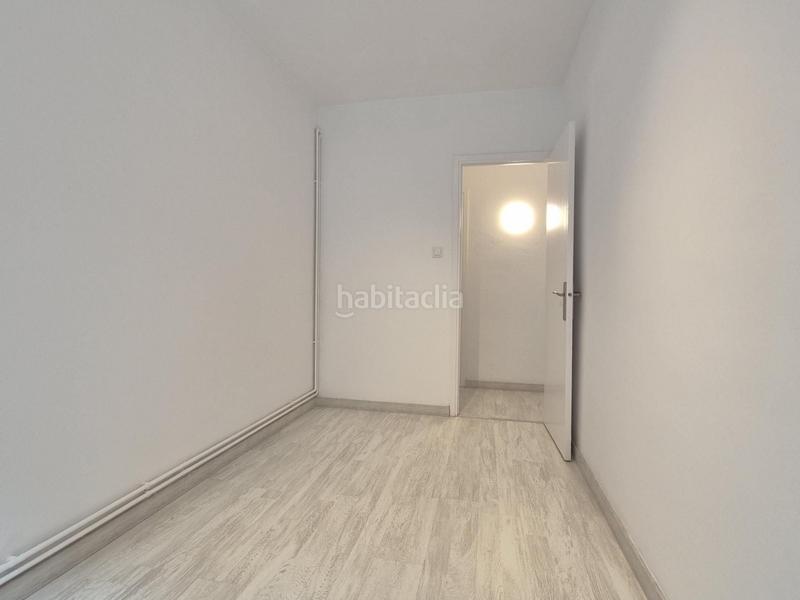 Foto b67e2b8f-78ef-4e62-bcb8-d7768dd6a567. Piso  de 4 habitaciones con terraza en eixample en Barcelona