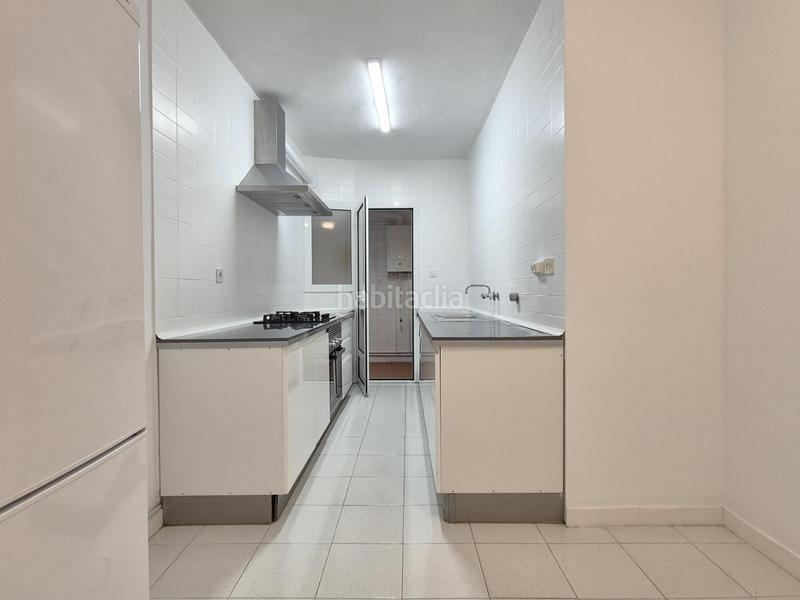 Foto e0ce5526-28b7-4bf3-b710-ee88b7b4b729. Piso  de 4 habitaciones con terraza en eixample en Barcelona