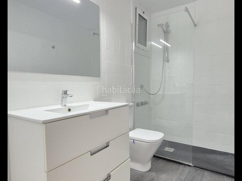 Foto fa035320-f56b-4c07-842c-6683fdecfe3c. Piso  de 4 habitaciones con terraza en eixample en Barcelona