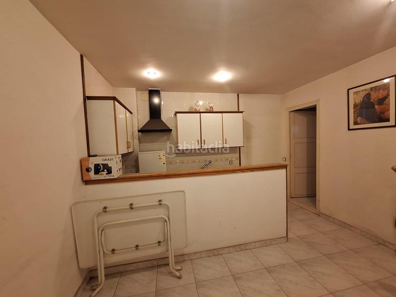 Foto 488a688f-3414-4f7d-a42a-769e83a39264. Casa  inglesa de 300m2 al lado de la rambla en Sabadell