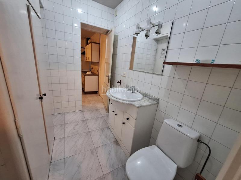 Foto 6de6f1b3-a5b6-4180-9879-d7baab48e54e. Casa  inglesa de 300m2 al lado de la rambla en Sabadell