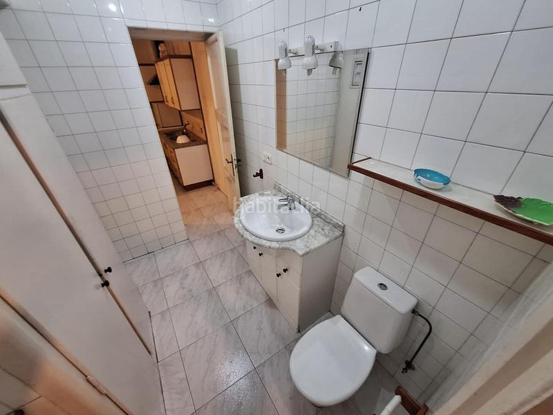 Foto 992197ee-1142-40cd-99fd-0310eec44b98. Casa  inglesa de 300m2 al lado de la rambla en Sabadell