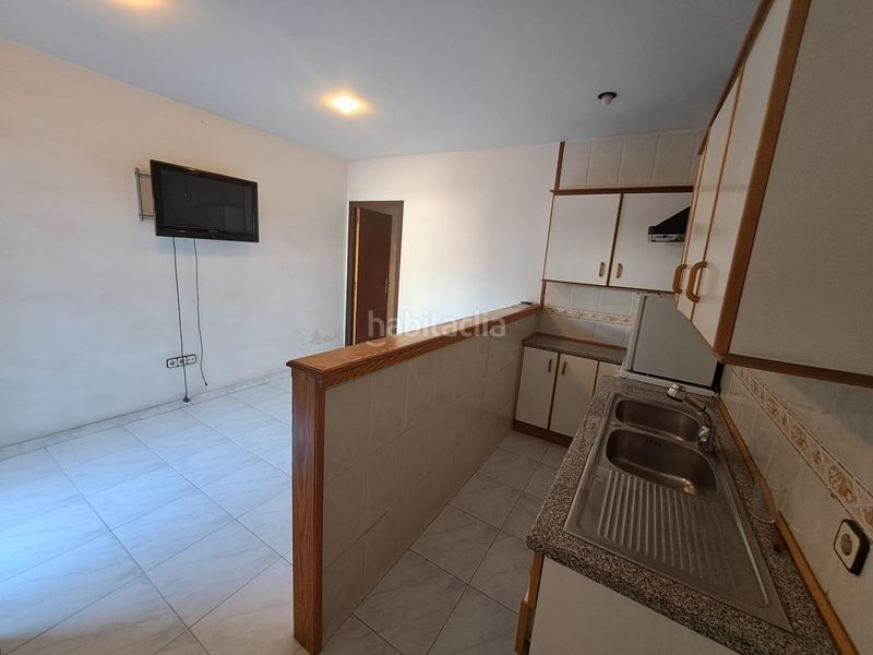 Foto a2f0812e-9357-4b9d-bd75-7f0033b9d811. Casa amb calefacció a Centre Sabadell
