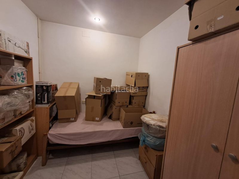 Foto a79b7b85-bcb3-49f6-83c7-aba13dffd800. Casa amb calefacció a Centre Sabadell