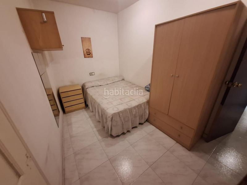 Foto c16d8c41-3566-496b-accb-c0068c5cca05. Casa  inglesa de 300m2 al lado de la rambla en Sabadell