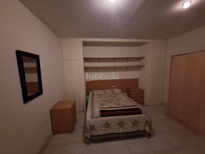 Foto e3527649-2927-43b0-a770-4c97bd264a7a. Casa  inglesa de 300m2 al lado de la rambla en Sabadell