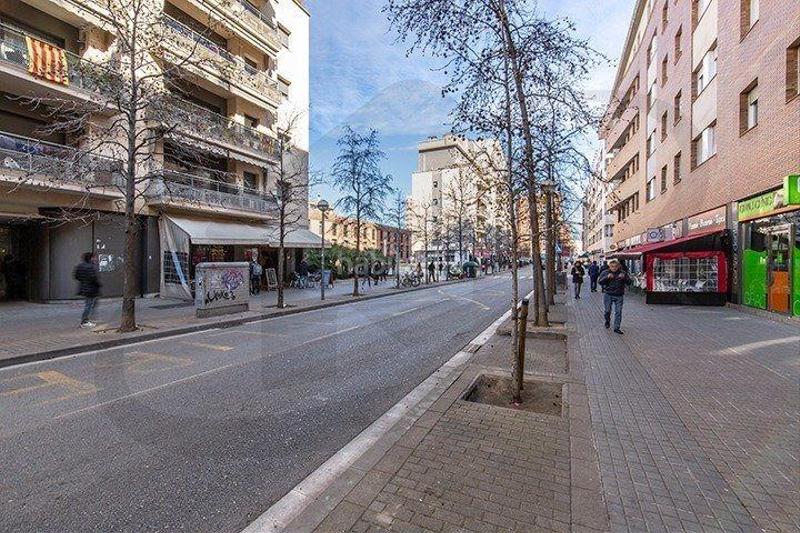 Foto ed6d352a-1a53-41bd-8043-62f27127bbc3. Posto auto in Centre Sabadell