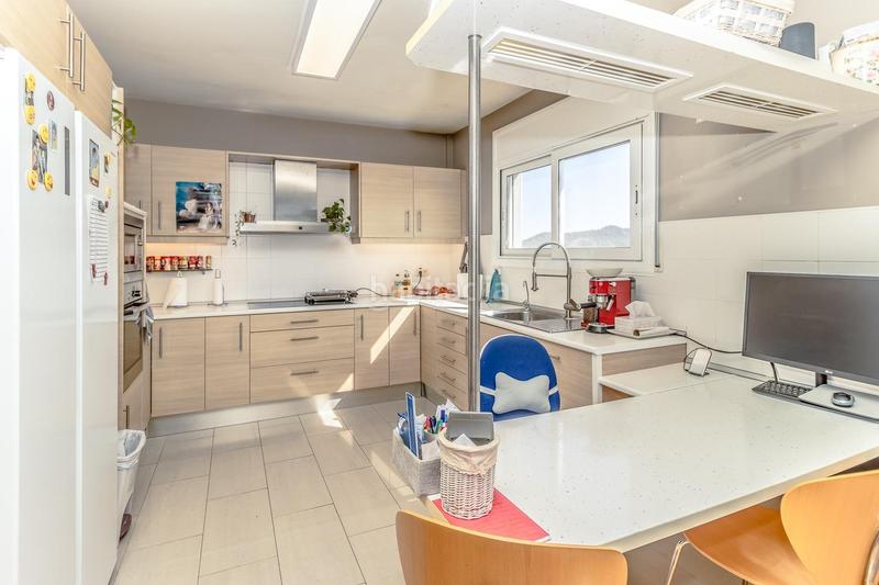 Foto 5afd5d02-9340-4198-bb69-687d574aadba. Edificio in El Racó-Sant Feliu del Racó Castellar del Vallès