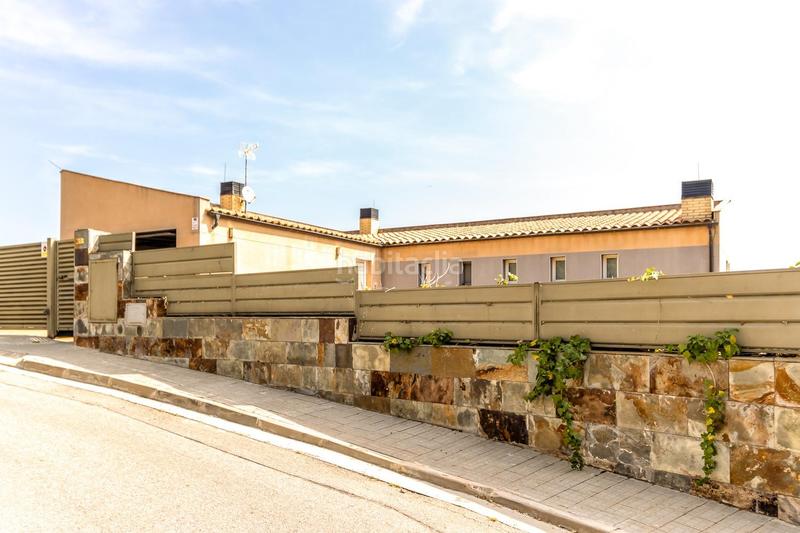 Foto 88227e21-4368-4634-9f9b-87e50e3264b2. Edificio in El Racó-Sant Feliu del Racó Castellar del Vallès