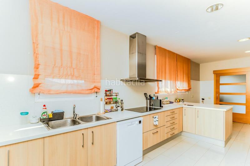 Foto ed5242a1-47ff-45a8-8c66-034eaa5ecfb4. Edificio in El Racó-Sant Feliu del Racó Castellar del Vallès