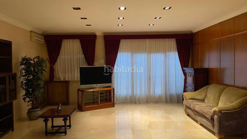 Foto 1274c59f-3a12-4f44-87ca-b2217bb6cb8a. Maison avec chauffage parking piscine dans Centre Sabadell