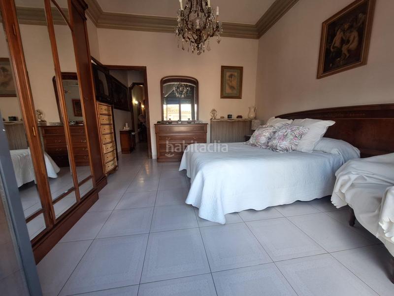 Foto 3875bfc1-e313-4f81-80f7-89708dcb4374. Semi detached house with heating parking in Centre Sabadell