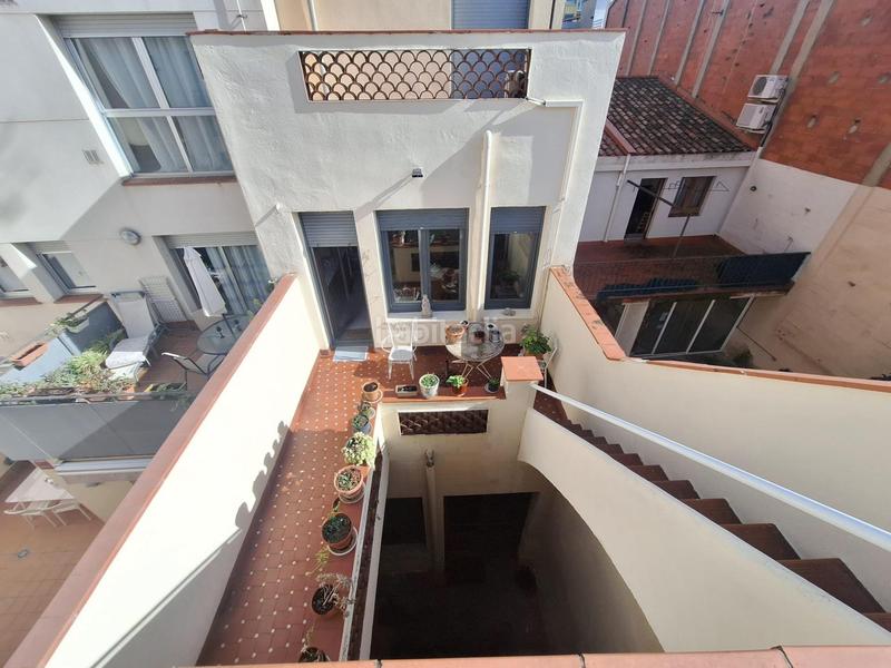 Foto fff8803f-ea16-4ee5-9ed1-f89ed6fffd17. Semi detached house with heating parking in Centre Sabadell