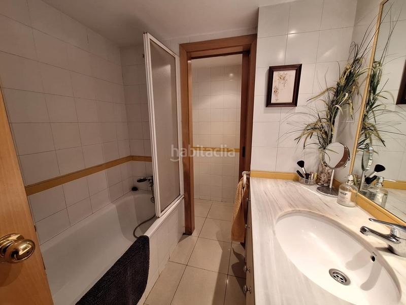 Foto 0b00e72d-f858-4346-a88d-b768b4949f81. Piso duplex con terraza en el centro en Centre Sabadell