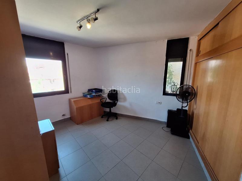 Foto 162080af-a05a-4365-b6ed-a3fbd4c20b56. Piso duplex con terraza en el centro en Centre Sabadell