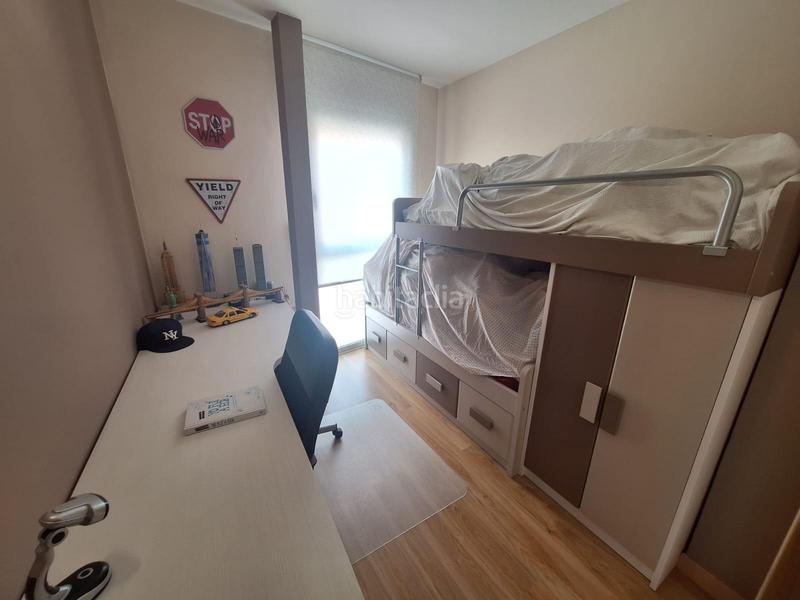 Foto f38ee15e-c1f0-43f1-a673-7bdc8c5cfeb4. Maison jumelée avec chauffage dans Can Rull Sabadell