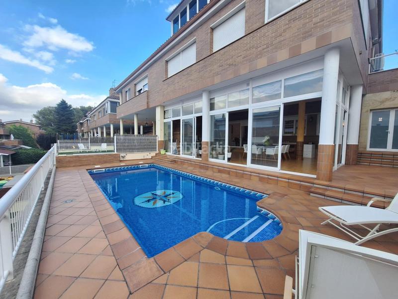 Foto 0d05199d-0c84-4a47-825c-1c4508a8e541. Casa amb calefacció aparcament piscina a Sant Quirze Parc-Vallsuau-Castellet Sant Quirze del Vallès