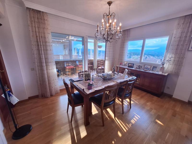 Foto f2251de4-fa1e-4cef-ac69-c980ffbf7214. Casa amb calefacció aparcament piscina a Sant Quirze Parc-Vallsuau-Castellet Sant Quirze del Vallès