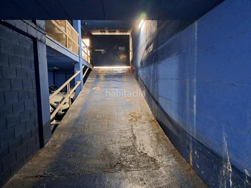 Foto 6231519f-df49-4fc5-a90b-25faef32608c. Alquiler parking coche plazas de parking en el centro en Sabadell