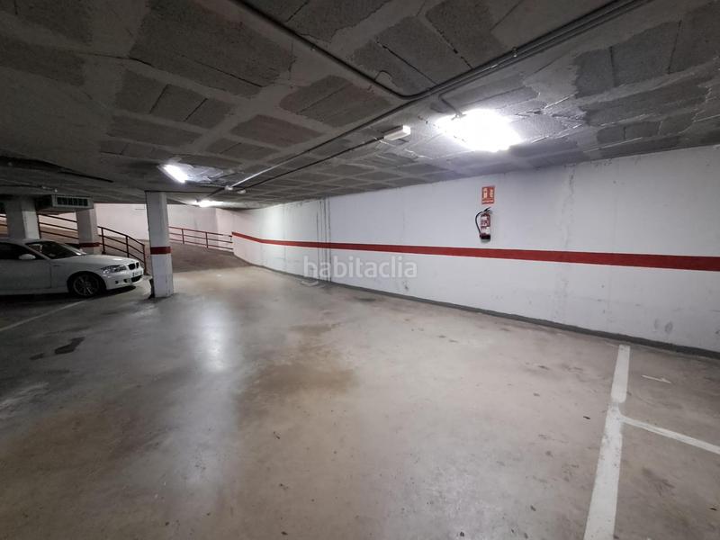 Foto affb9ea3-ba53-4399-a030-21e40903996b. Autoparkplatz in Centre Sabadell