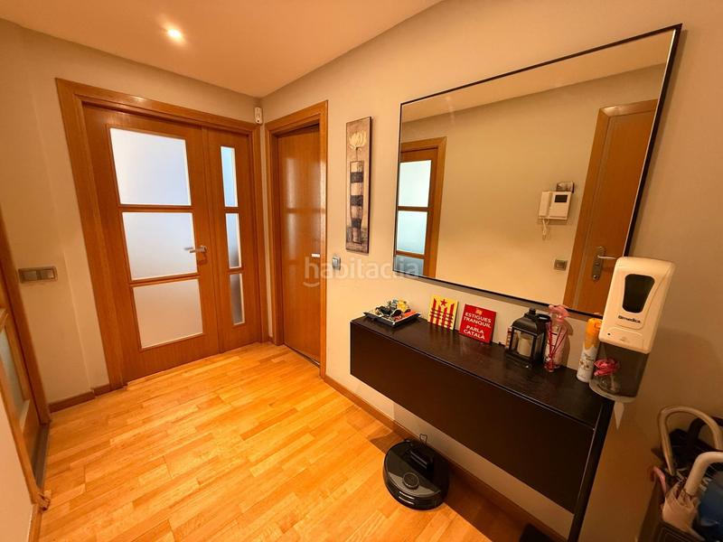 Foto b01f3a46-6ff2-4c47-ad39-741bf08d4bfe. Piso  de 4 habitaciones con parquing en Creu Alta en Sabadell