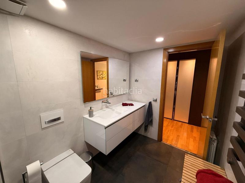 Foto ce567bd7-54fa-4439-ba30-d87e04d3f236. Piso  de 4 habitaciones con parquing en Creu Alta en Sabadell