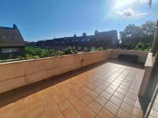 Pis  Cala de la. Piso en parc catalunya con terraza