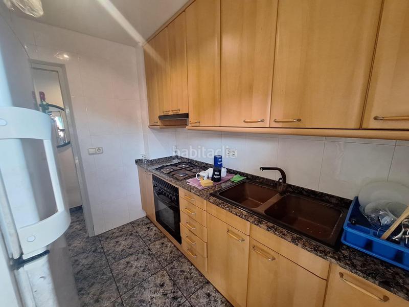 Foto d5c93c46-8e8c-46ad-8212-39a4d5f38045. Piso  3 habitaciones con terraza en la creu de barbera en Sabadell