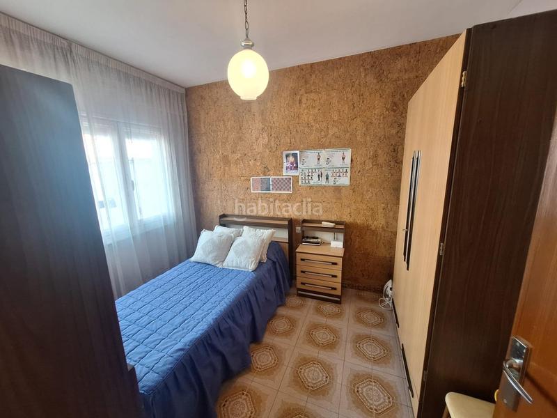 Foto 96b6f0a3-9a60-4fb8-b1b9-f023eb3d8051. Casa amb calefacció aparcament a Eixample Sabadell