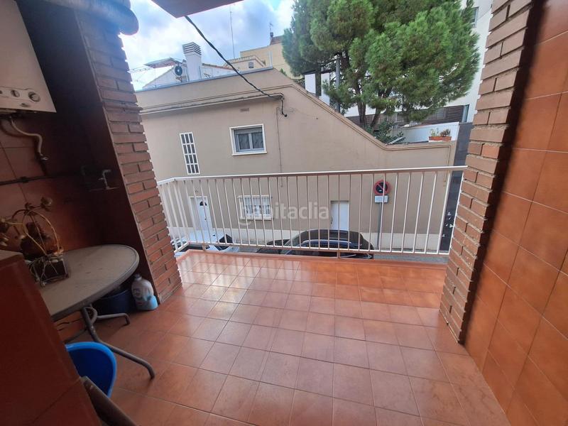 Foto a0455a21-6ed8-4009-9ded-b55502afaa1c. Casa amb calefacció aparcament a Eixample Sabadell
