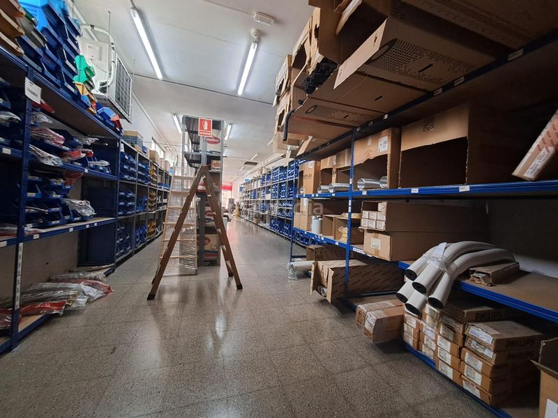 Foto e45e978a-dd0a-4741-8eb7-3e10b09ca610. Local comercial a Gràcia Sabadell