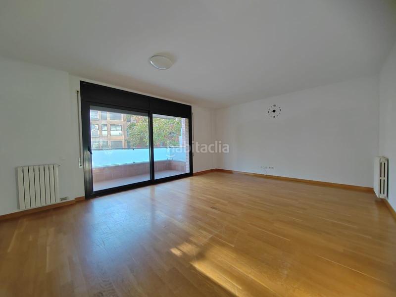 Foto 22a84a28-e150-463b-88ce-db939a23a12a. Appartamento con riscaldamento parcheggio in Centre Sabadell